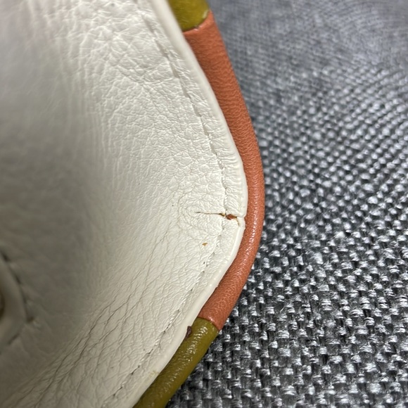 Tory Burch Contrast T Wristlet Off-White Gold and Brown - Picture 10 of 17